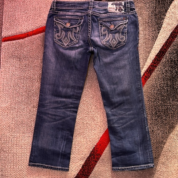 Ladies MEK Denim Low-Rise Capri - Picture 2 of 9